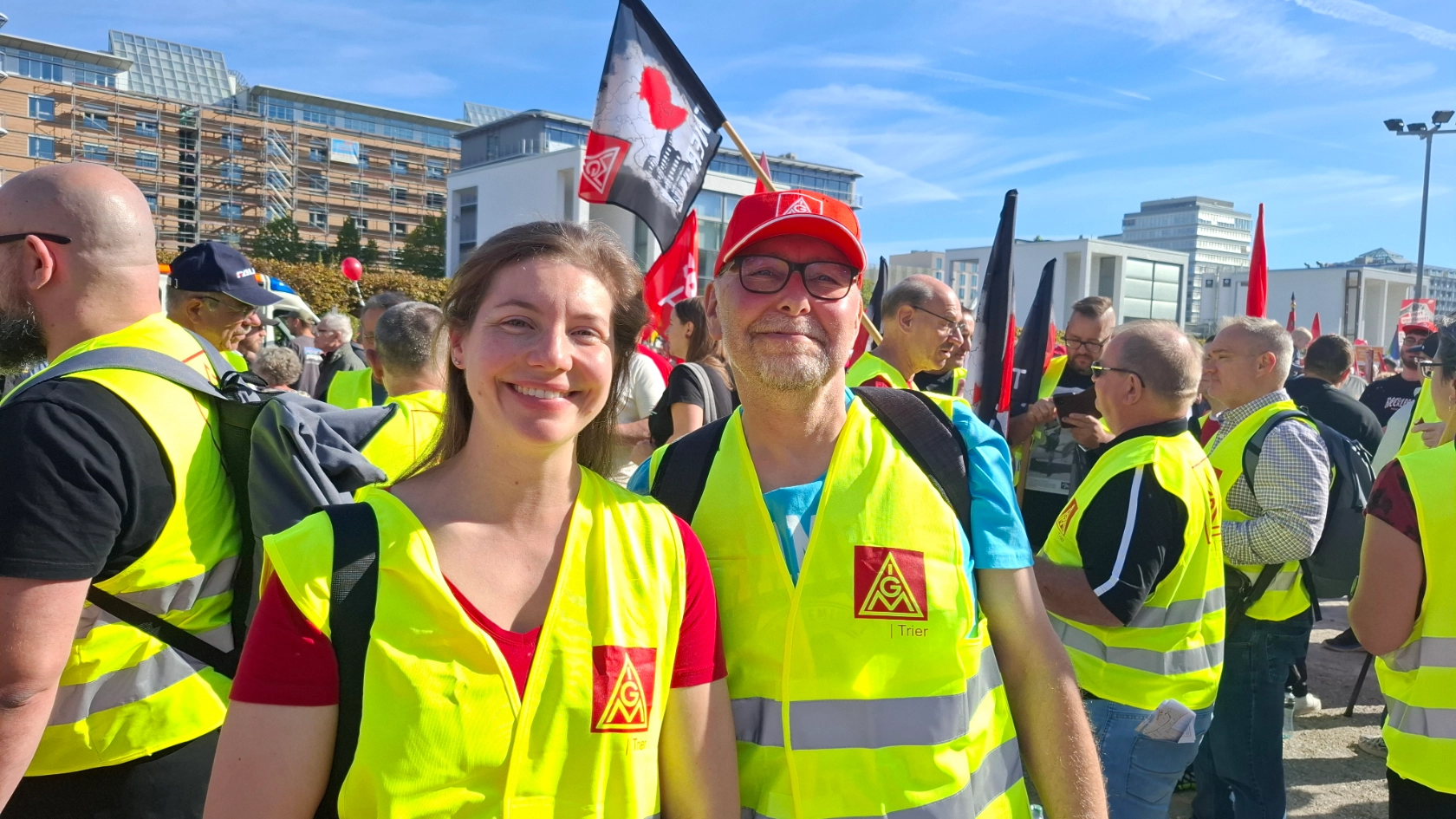 Hart verdient! DGB Demo Saarbrücken