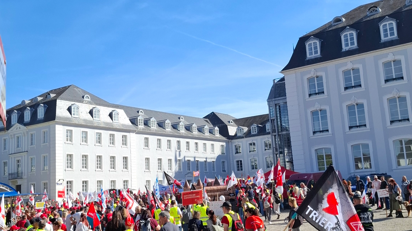 Hart verdient! DGB Demo Saarbrücken