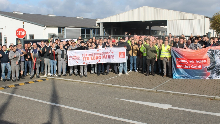 Warnstreik GKN Driveline Trier GmbH