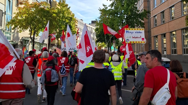 Hart verdient! DGB Demo Saarbrücken